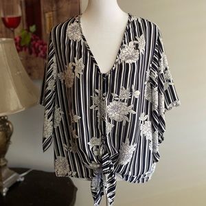 SIENNA SKY Blouse Size Large